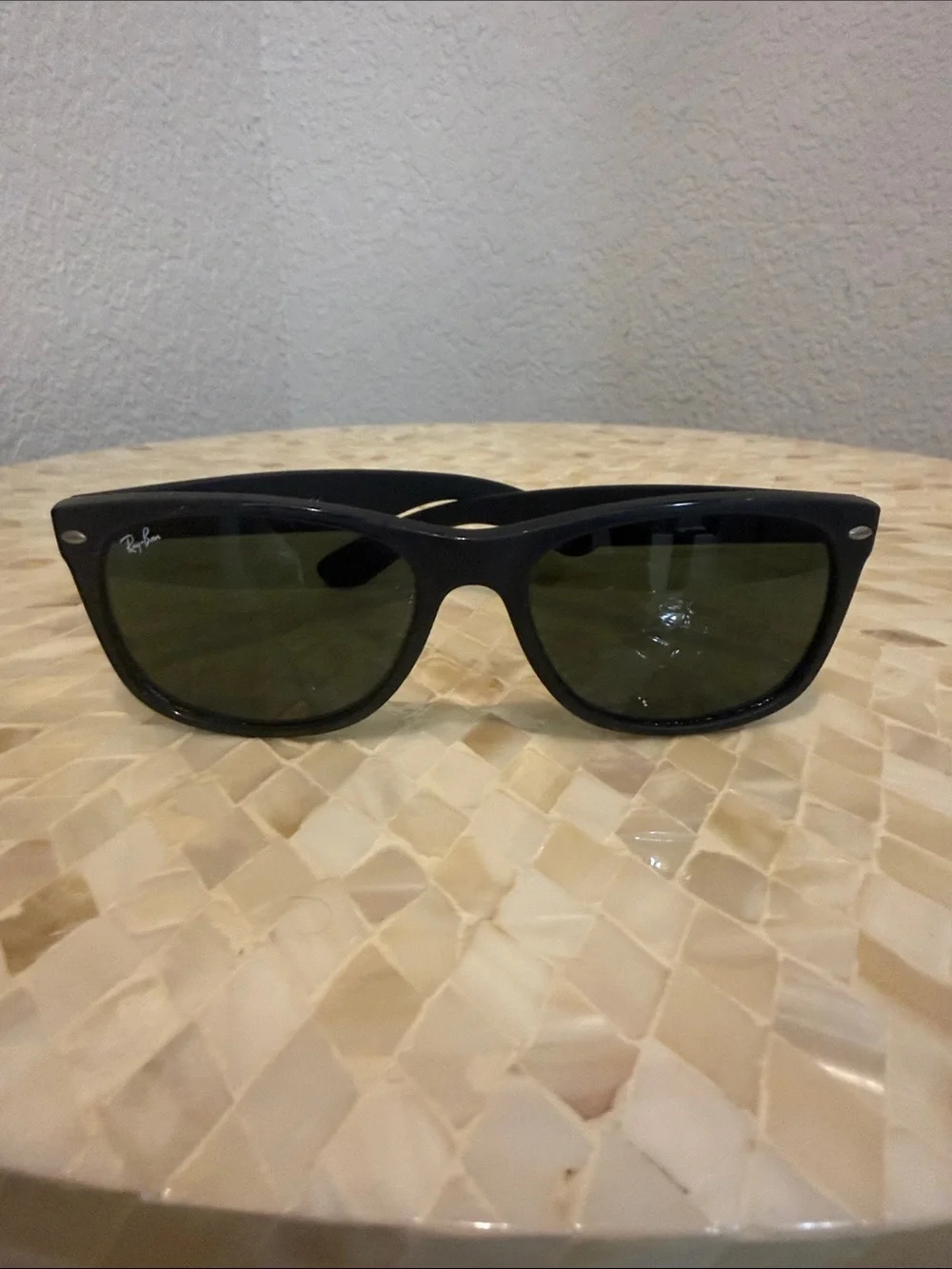Ray-Ban Black wayfarer Frame Sunglasses with Dark Lenses